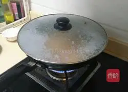 Illustration of how to cook shrimps braised in tomato oil 7