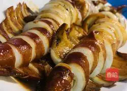 Illustration of how to braise large squid in oil 5