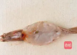 It's so delicious that you can lick your fingers.Illustration of how to make open-back shrimp with garlic vermicelli 3