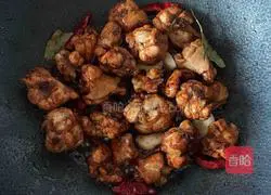 Illustration of how to cook chicken legs and roasted edamame 10