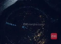 Illustration of how to make tomato, dragon and fish 3