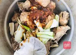 Illustration 6 of how to braise large ribs with spicy sauce