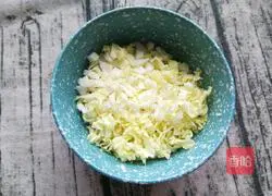 Illustration of how to cook chestnuts with fresh shrimps 8