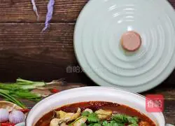 Illustration of how to make spicy boiled fish 17