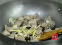 Illustration of how to cook potato stewed ribs 4