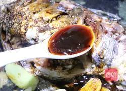 Exclusive braised crucian carp recipe illustration 6