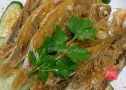 香Illustration of how to make spicy cumin red fish 3