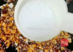 Illustration of how to make Guotai Tofu 16