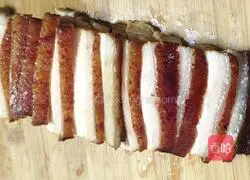 Illustration of how to make pork with pickles and vegetables 6