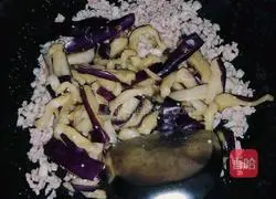 Illustration of how to make braised eggplant with minced meat 4