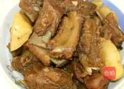 Illustration of how to cook potato stewed ribs 11