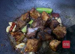 Braised Pork Ribs and Potatoes Recipe Illustration 13