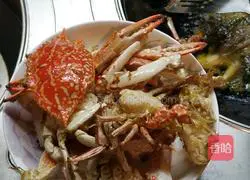 Illustration of how to cook crabs in typhoon shelter 7