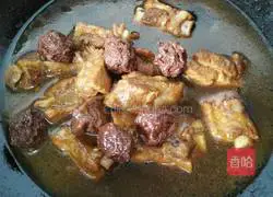 Illustration of how to make plum sauce short ribs 5