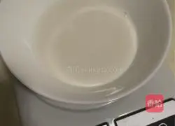 Illustration of homemade crispy black pepper sausage 3