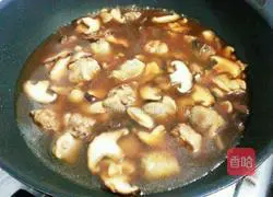 Illustration of how to make fried chicken with mushrooms 6