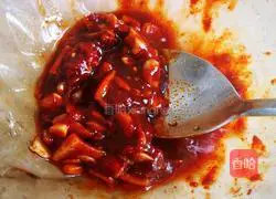 Illustration of how to make spicy cabbage dumpling pot 11