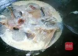 Illustration of how to make salted fish and eggplant stew 5