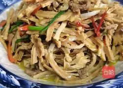 Illustration of how to cook shredded pork and simmered dried bamboo shoots 9
