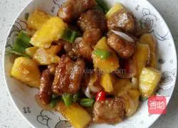 Illustration of making sweet and sour pineapple pork ribs 5