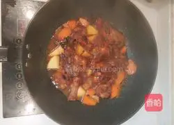 Illustration of how to make beer-stuffed chicken legs 5