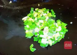 Illustration of how to make fried yuba with eggs 7