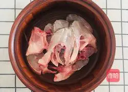  Illustration of how to make smoked fish 2