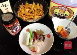 How to make braised bean curd and braised pork with dried bean curd Illustration 1