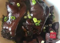 Illustration of how to make lotus root and pig's feet 15