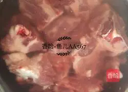 Illustration of how to stew matsutake mushrooms with big bones 3