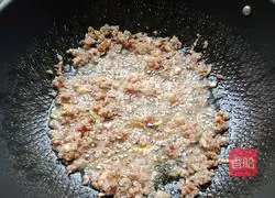 Illustration of how ants climb a tree 3