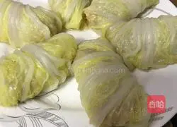 Illustration of how to make meatballs wrapped in vegetables 9