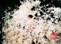 Illustration of how to make pickled shrimps 4