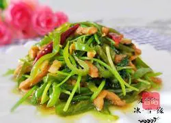 Illustration of how to make spicy shredded pork 10