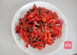 Illustration of how to make shredded bell pepper pork 9