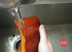 Illustration of how to make pork with pickles and vegetables 2