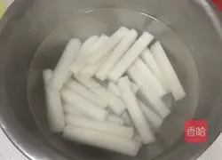 Illustration of how to make meat crab pot 3