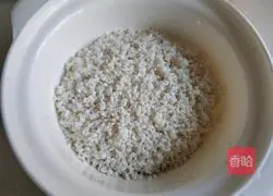 Illustration of how to make glutinous rice steamed pork ribs 8