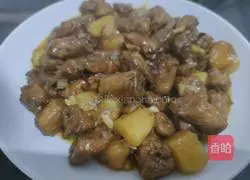 Illustration of how to stew chicken necks with potatoes 6