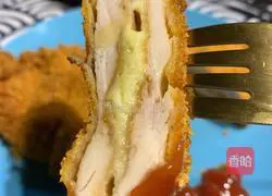 Illustration of how to make fried chicken steak 11