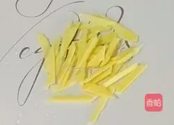 Fried pork tongue with lettuce Practice illustration 3