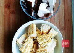 Illustration of how to cook pork ribs with mushrooms and corn 2