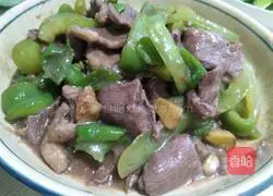 Illustration of how to cook duck breast with bell peppers 5