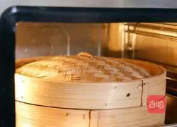 Illustration of how to make steamed rice balls 9