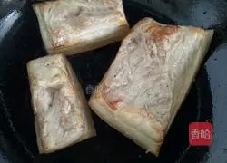 Illustration of how to make pork with pickles and vegetables 2