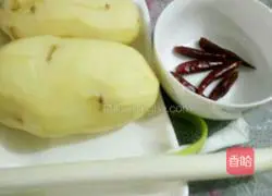 Stir-fry shredded potatoes Illustration of how to do it 1