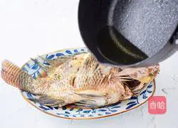 【Lantern Festival on the 15th day of the first lunar month】Homely cooking Illustration of how to make steamed tilapia 11