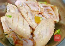 Illustration of how to make Coke chicken wings 2