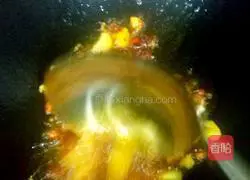 Illustration of how to make hot waist slices 5