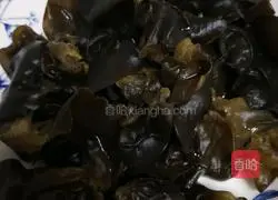 Illustration of how to make Mushu Pork 2